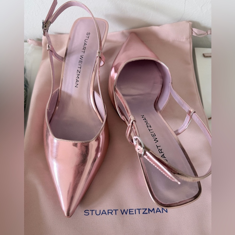 Never worn Stuart Weitzman
Women's Vinnie 50 Metallic Slingback Pumps